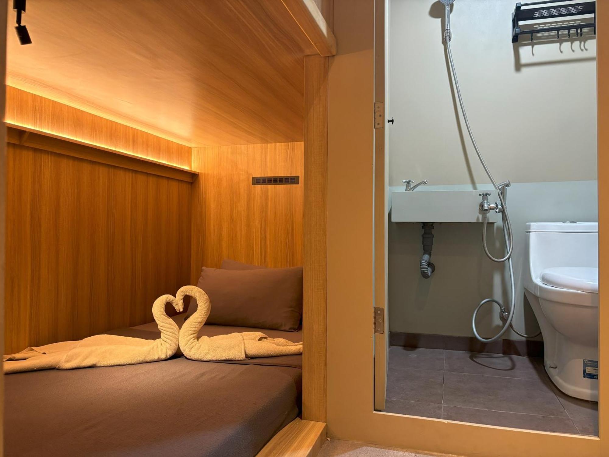 Hotel kapsul Dosare Capsule Yogyakarta